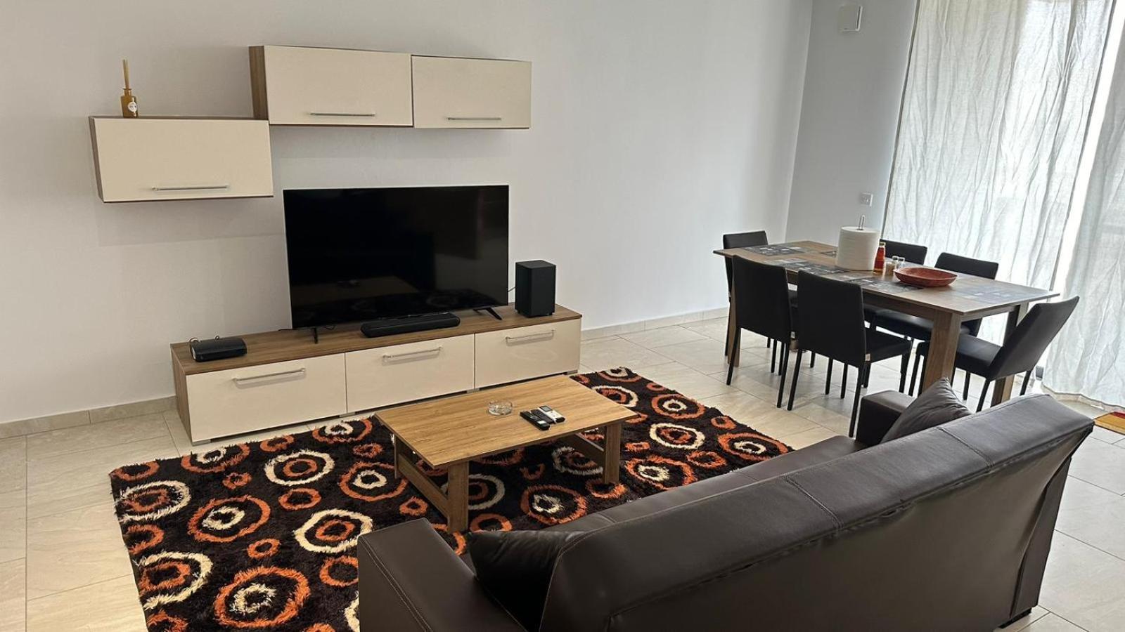 Your Elegant Home Away From Home Shared Apartment Only With Host Żebbuġ Dış mekan fotoğraf