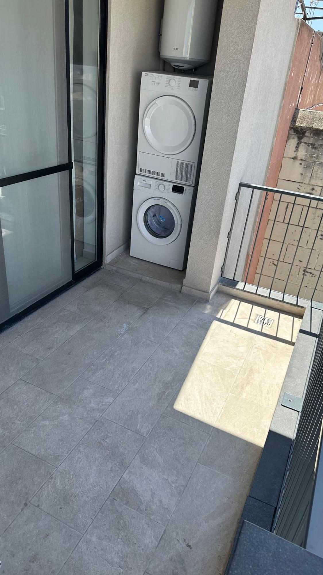Your Elegant Home Away From Home Shared Apartment Only With Host Żebbuġ Dış mekan fotoğraf